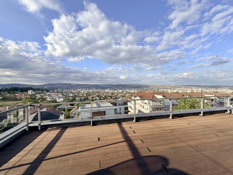 Apartament cu 2 camere semidecomandat, mobilat în Bună Ziua