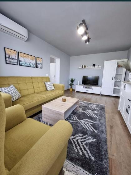 Apartament cu 2 camere decomandat în Tipografilor