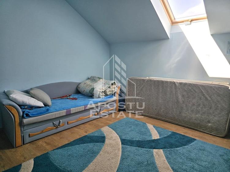 Casă individuală cu 4 camere cu Canalizare în Ultracentral