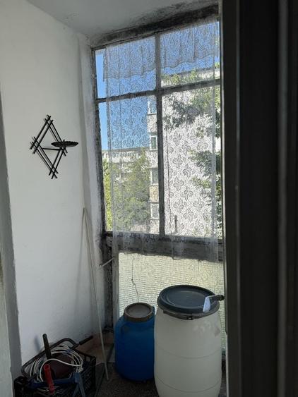 Apartament cu 2 camere decomandat în Exterior Vest