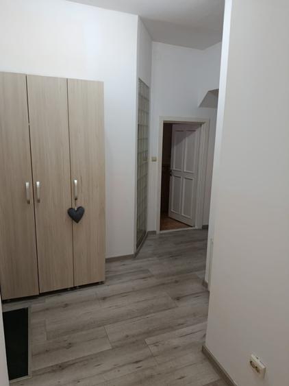 Garsonieră decomandată în Take Ionescu
