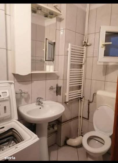 Apartament decomandat 3 camere de vanzare MilitariGorjului 70 mp - 7