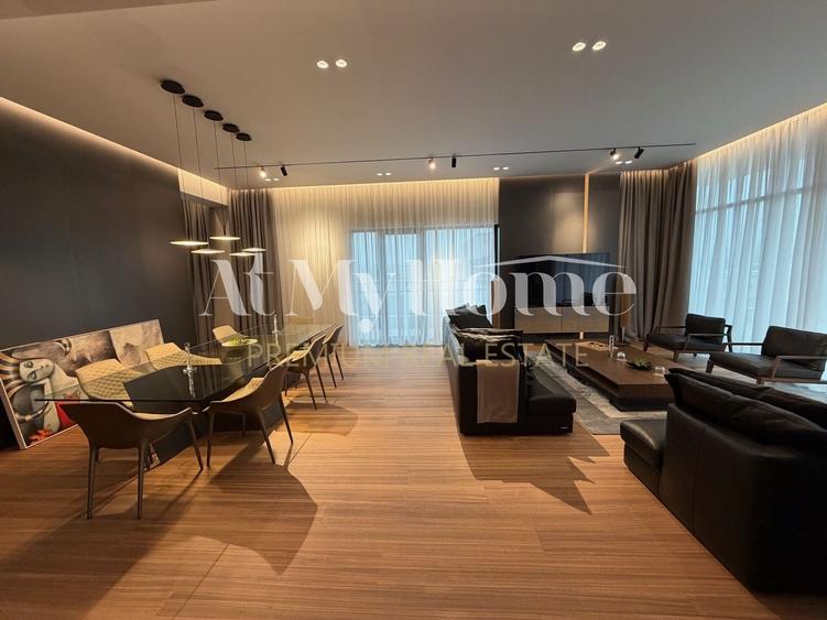 Penthouse cu 5 camere decomandat, mobilat în Băneasa