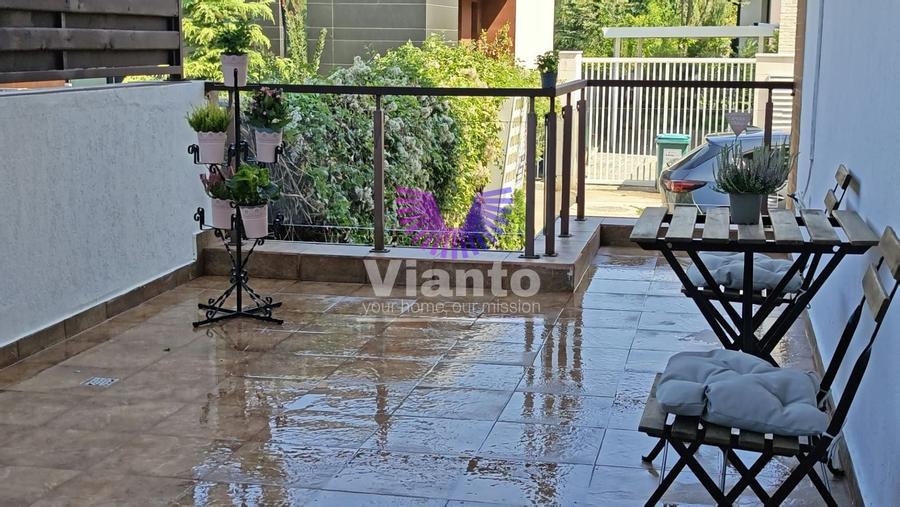 Apartament cu 2 camere semidecomandat, mobilat în Central