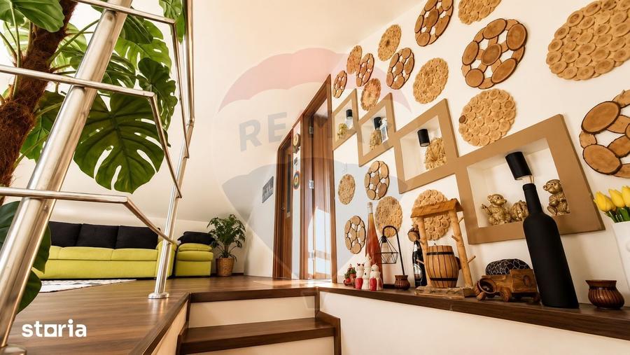 Casă cu 5 camere cu Teren 20 Mp în Central