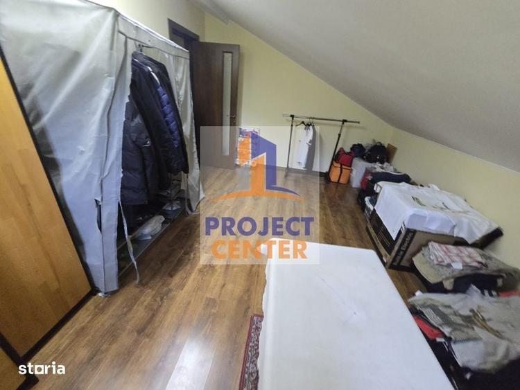 Casă cu 4 camere în Păduroiu din Vale