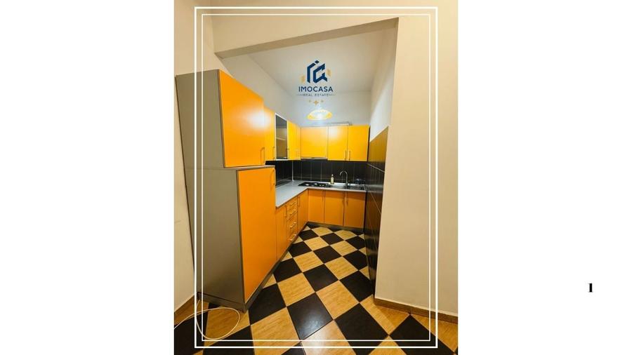 Apartament cu 4 camere decomandat, mobilat în Central