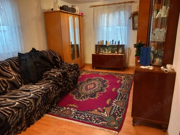 Casă cu 3 camere cu Teren 987 Mp în Tichilești