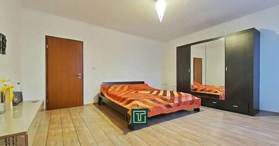 Casă cu 15 camere cu Teren 1000 Mp în Fântânele