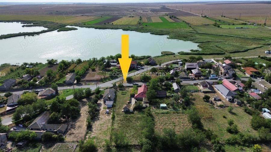 Teren de 300 mp, în Corbu