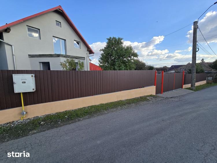 Casă cu 4 camere cu Teren 500 Mp în Mureșeni