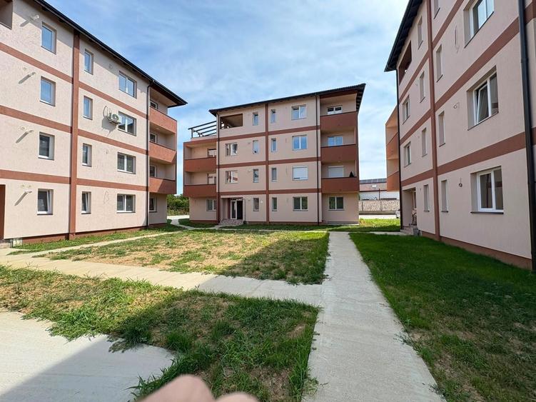 Apartament cu 2 camere decomandat în Chișoda
