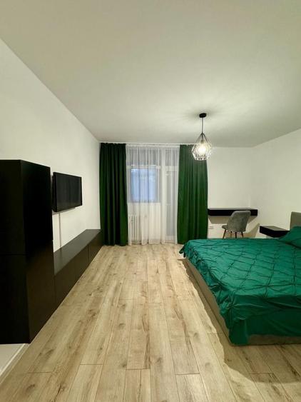 Apartament cu 2 camere semidecomandat în Radu Negru