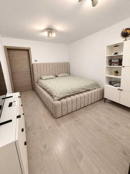 Casă cu 4 camere în Bratia din Deal