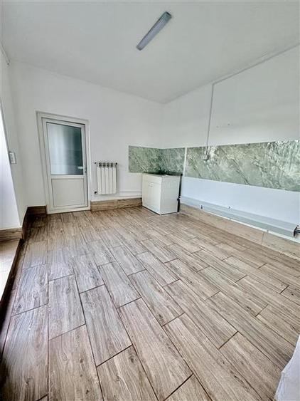Spațiu comercial, de 30 mp, în Gara