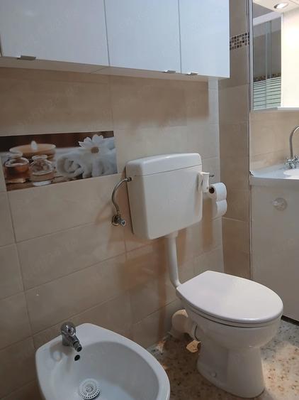 Apartament cu 3 camere decomandat în Orizont