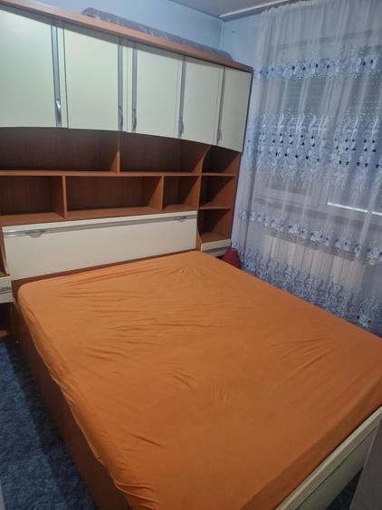 Apartament cu 2 camere semidecomandat în Crihala