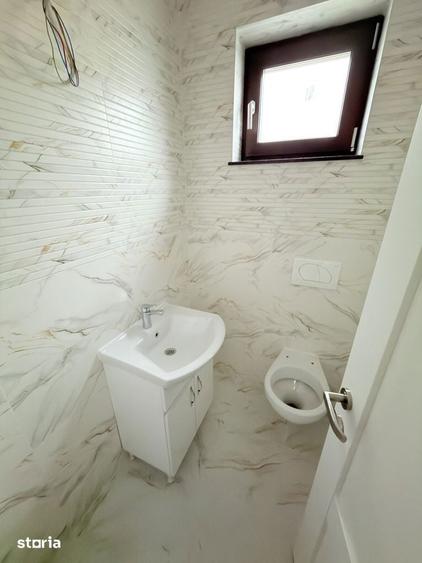 Casă cu 3 camere cu Teren 300 Mp în Central