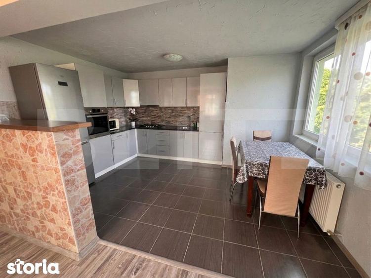 Apartament cu 3 camere decomandat în Dâmbul Rotund