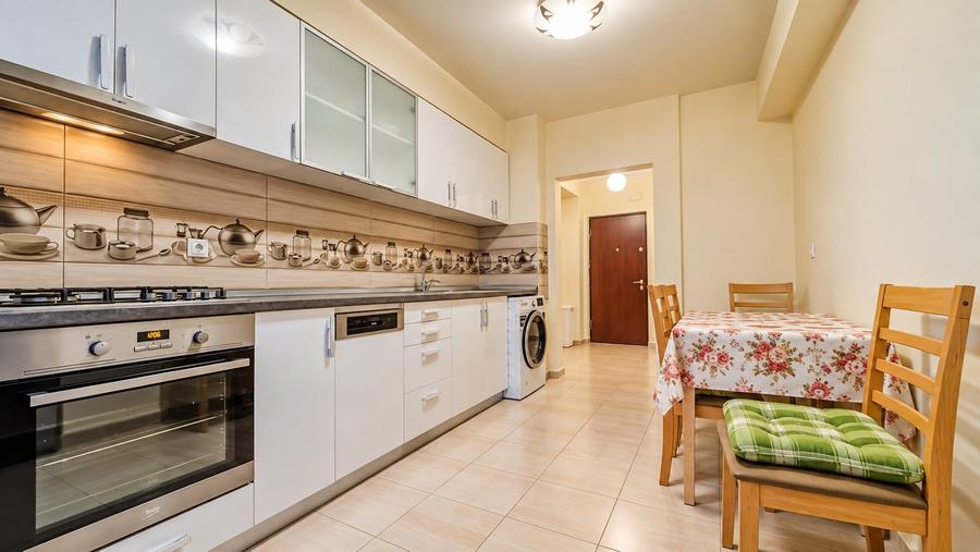 Apartament cu 2 camere decomandat, mobilat în Zorilor