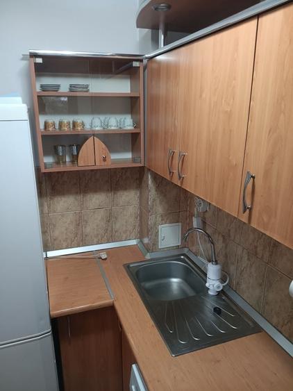 Garsonieră decomandată în Manolești