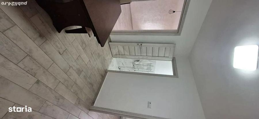 Apartament cu 3 camere în Dâmbu Pietros