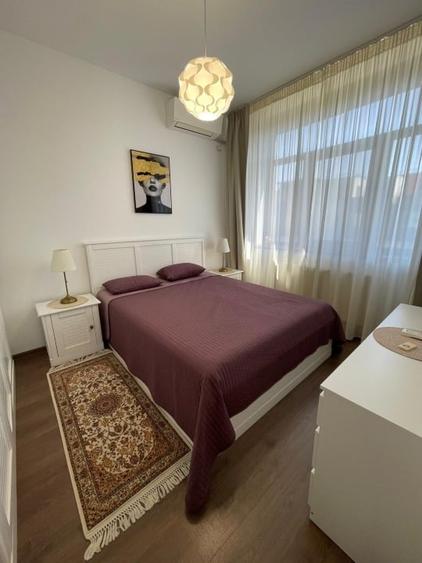 Casă cu 5 camere cu Canalizare în Central
