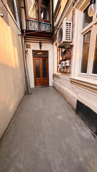 Apartament cu 2 camere decomandat, mobilat în P-ța Universității