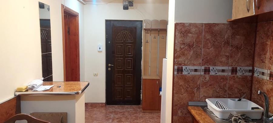 Apartament cu 2 camere decomandat în Băceni
