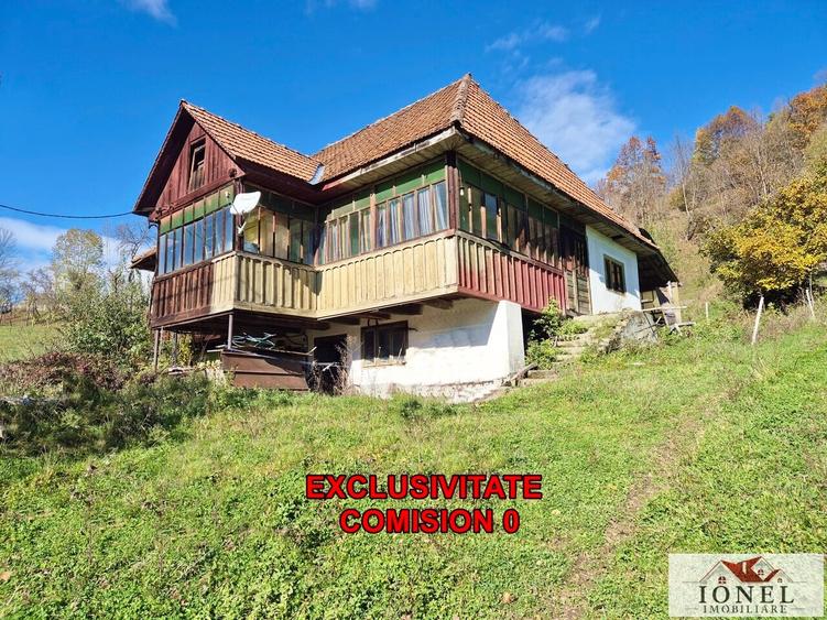 Casă individuală cu 3 camere cu Teren 2637 Mp în Trâmpoiele