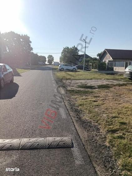 Teren de 735 mp, în Sânandrei
