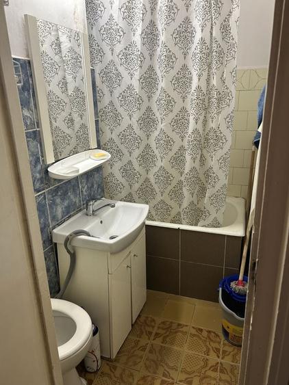 Inchiriez ap 2 camere Manastur - 1