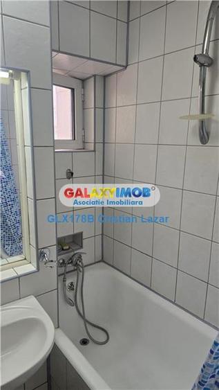 Apartament cu 2 camere semidecomandat în Victoriei