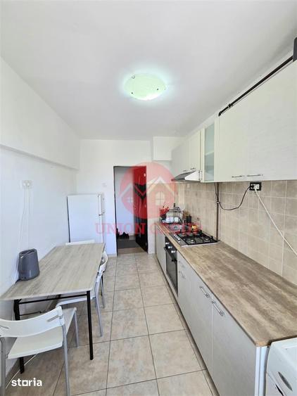 Apartament cu 4 camere decomandat în Tomis Nord