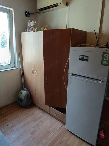 Garsonieră decomandată în Girocului