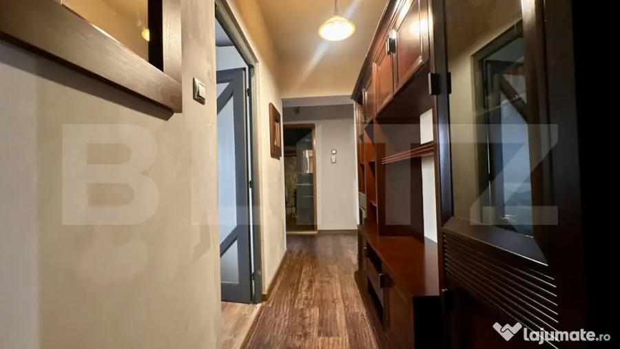 Apartament cu 4 camere decomandat în Dacia
