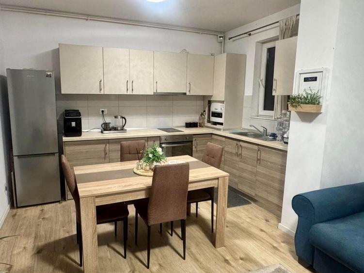 Apartament cu 2 camere semidecomandat în Prelungirea Ghencea