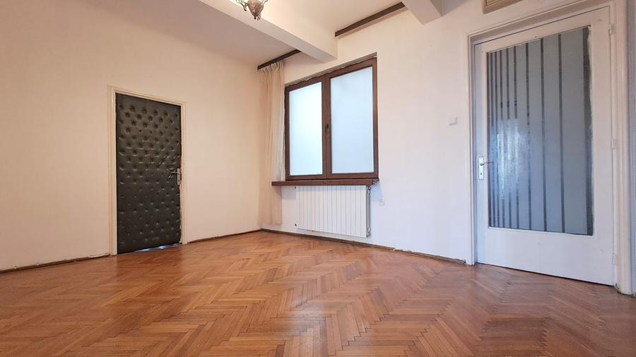 Apartament cu 2 camere decomandat, mobilat în Armeneasca