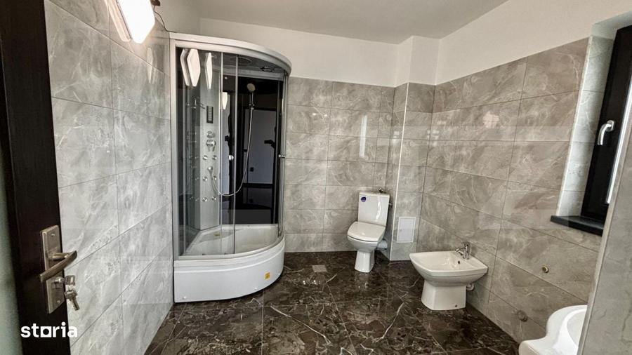 Casă cu 4 camere cu Teren 600 Mp în Ghercești