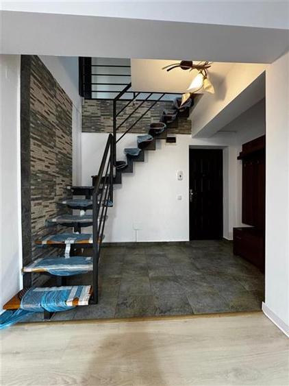 Apartament cu 3 camere semidecomandat, mobilat în Mănăștur