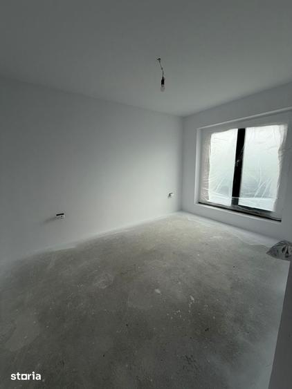 Casă cu 4 camere cu Teren 310 Mp în Central