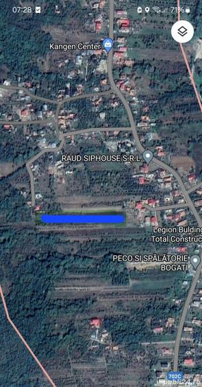 Teren de 4000 mp, în Bogați