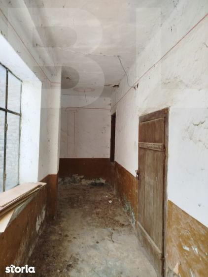 Casa de vanzare, necesita revonare, 200 mp+10.000 mp teren - Zgribesti - 2