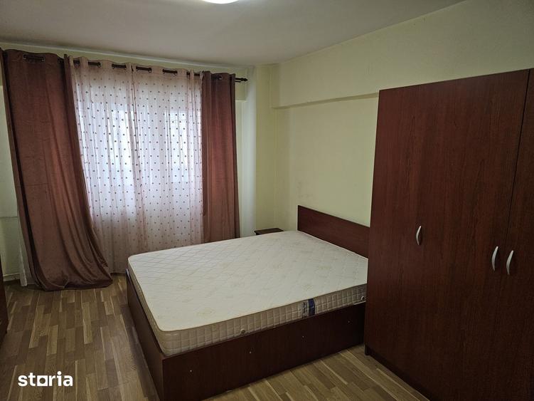 Apartament cu 3 camere în Tudor Vladimirescu
