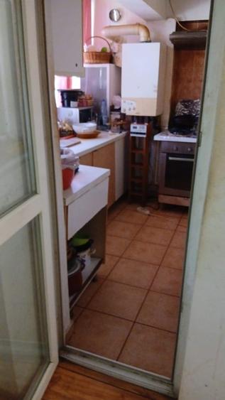 Apartament cu 3 camere decomandat în Bragadiru