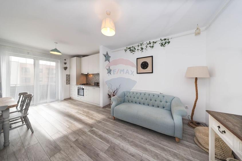 Apartament cu 2 camere decomandat, mobilat în Tractorul