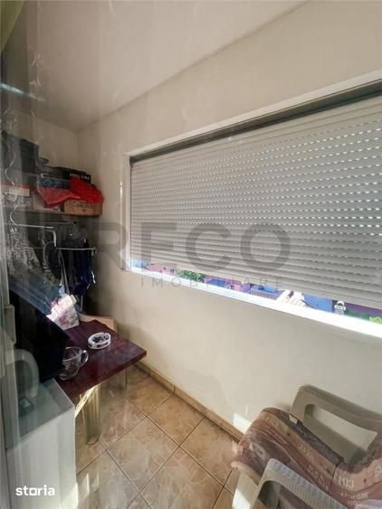 RECO Apartament 3 camere, decomandat, Cantemir - 18