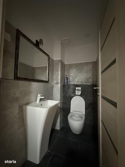 Apartament cu 3 camere semidecomandat în Militari