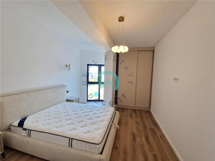 Apartament cu 2 camere decomandat, mobilat în Tractorul
