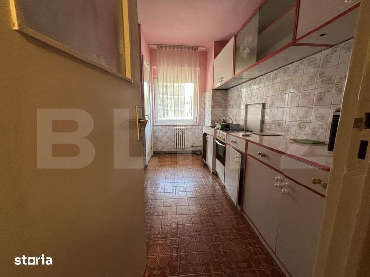 Apartament cu 3 camere decomandat în Central